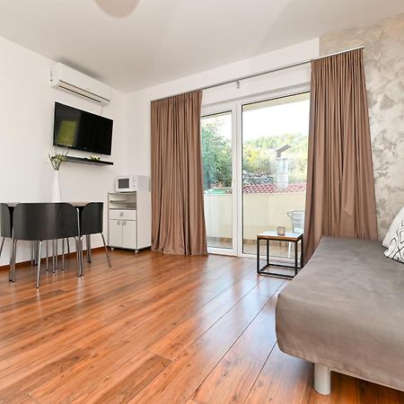 Apartments Bluesky Трогір Екстер'єр фото