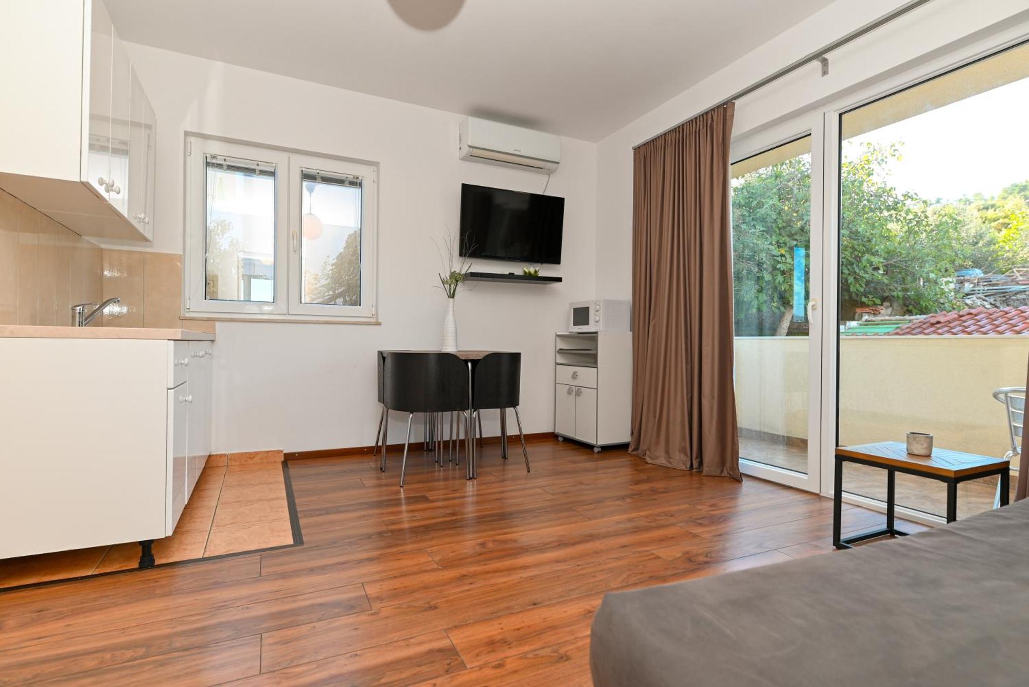 Apartments Bluesky Трогір Екстер'єр фото