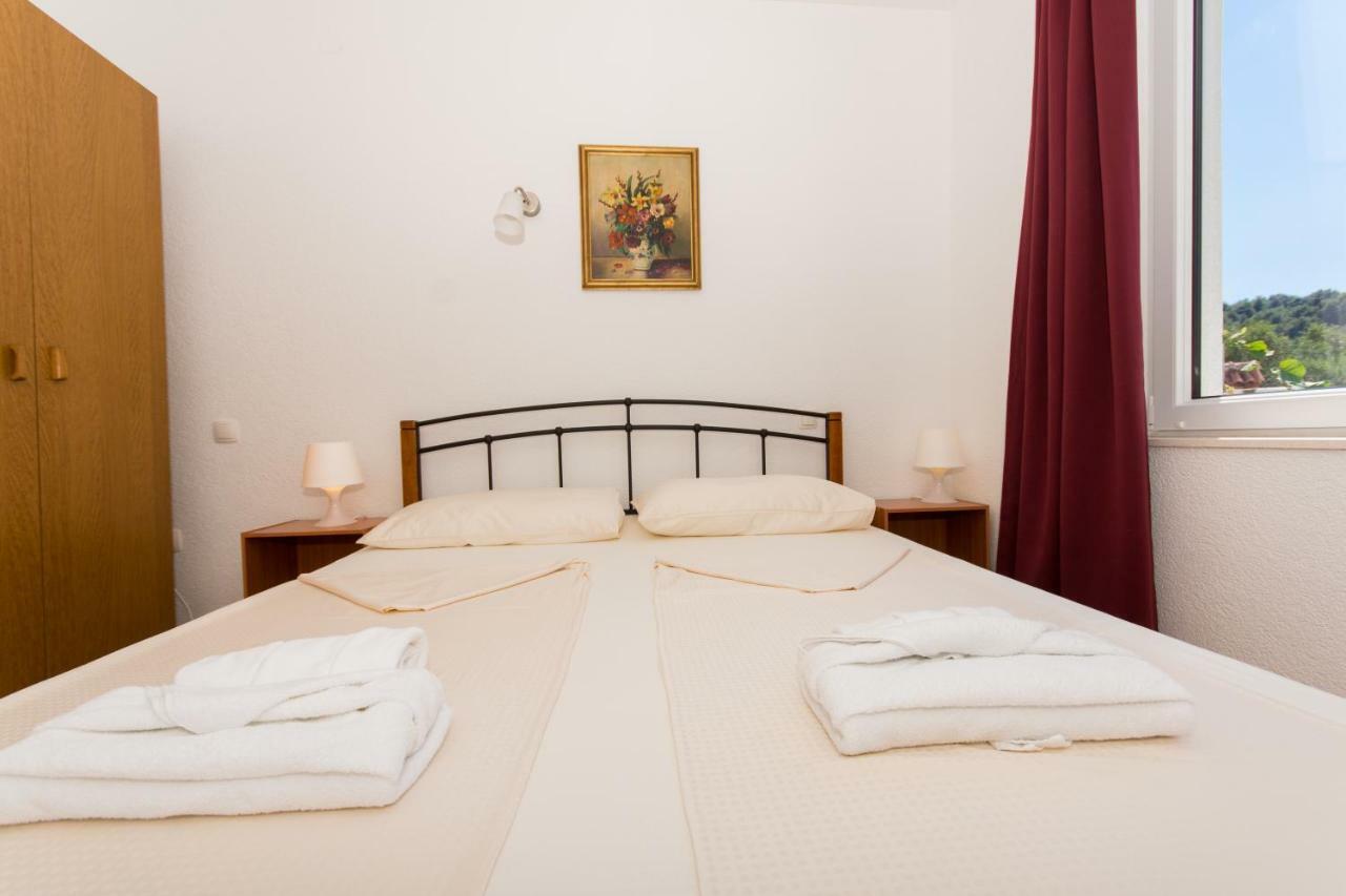 Apartments Bluesky Трогір Екстер'єр фото