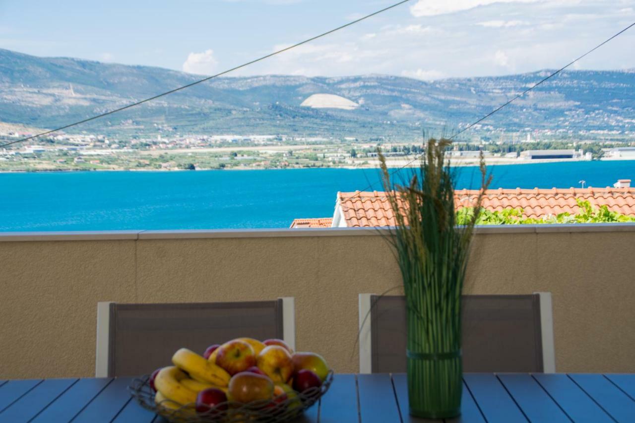 Apartments Bluesky Трогір Екстер'єр фото