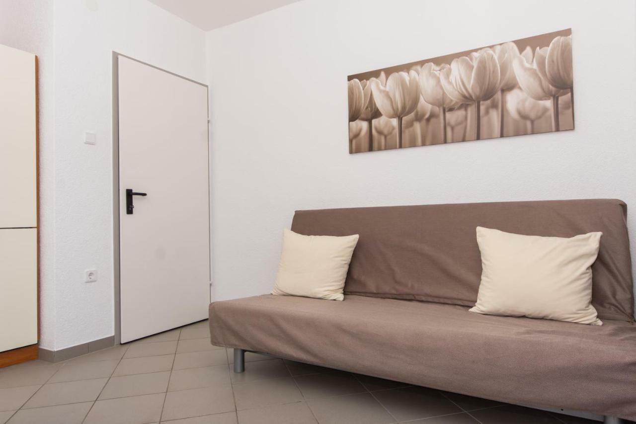 Apartments Bluesky Трогір Екстер'єр фото